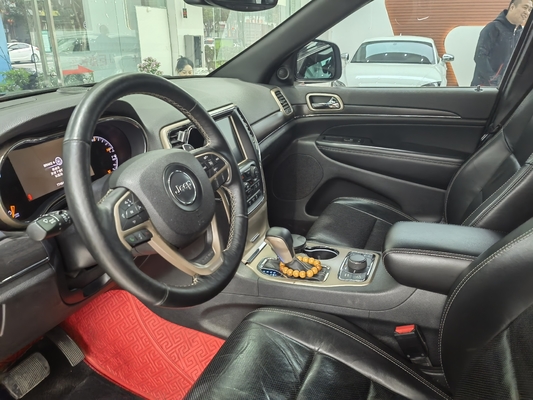 JEEP Grand Cherokee 2017 Modelo 3.0L 4X4 AWD Em perfeito estado Torque máximo 200-300Nm