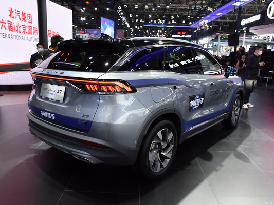 124KW Total Potência do Motor Baic Beijing X7 PHEV Plug em SUV híbrido Carro com Direção Esquerda