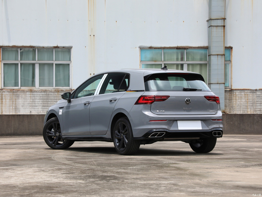 Upgrade Your Ride 2023 Golf Facelift 208 TSL DSG PRO Pequeno SUV com luz diurna LED