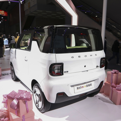 Pronto para embarque 2022 Geely Panda Mini EV 4 lugares Carro elétrico puro 120km / 200km alcance