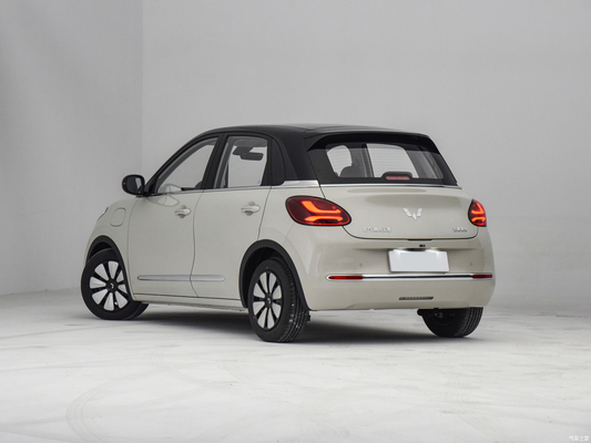 2023 Wuling Bingo Mini EV CLTC 333km Cinco portas Quatro lugares Energia Pequeno Carro elétrico puro