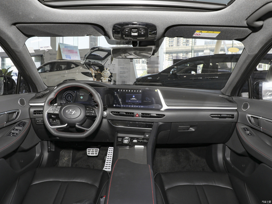 2022 Hyundai Sonata 270T CDI DCT 20o Aniversário Sedan com distância entre eixos 2500-3000mm