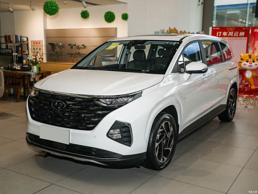 2022 Direção esquerda 207T GDi 5 portas 7 lugares MPV Carro a gasolina com sistema de entretenimento do carro