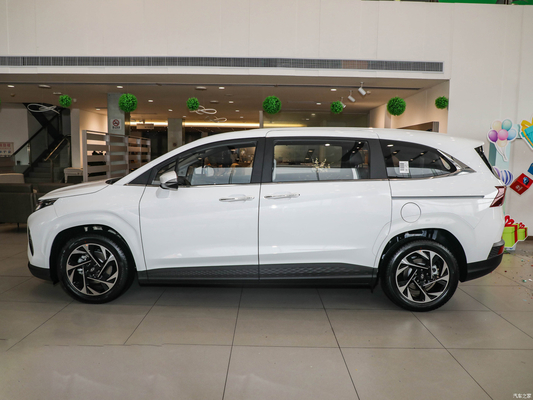 2022 Direção esquerda 207T GDi 5 portas 7 lugares MPV Carro a gasolina com sistema de entretenimento do carro