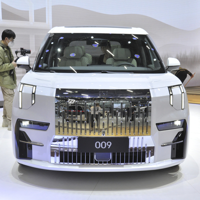 Ajuste elétrico do assento do copiloto 2022 Geely Zeekr 009 MPV WE ME 702KM 822KM EV Car