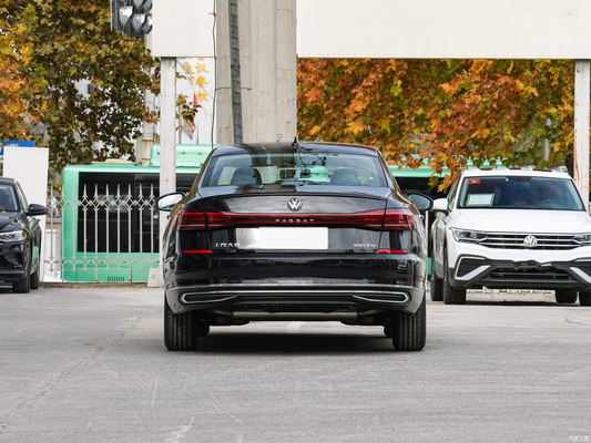 2024 Volkswagen Passat 280TSIM Business Edition Sedan de 4 portas e 5 lugares com Roof Rack