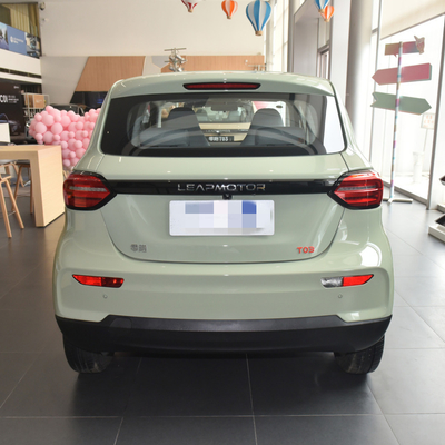 Câmera traseira e direção esquerda Leapmotor T03 4 lugares Pequeno carro elétrico elétrico para adultos