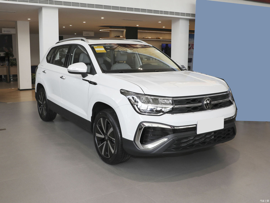 2023 Volkswagen Tharu 300TSI 2WD Moon Version SUV com ar condicionado automático