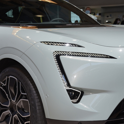 Carregamento rápido Direção esquerda Changan Huawei Avatr 11 Carro Elétrico EV SUV Veículo Crossover