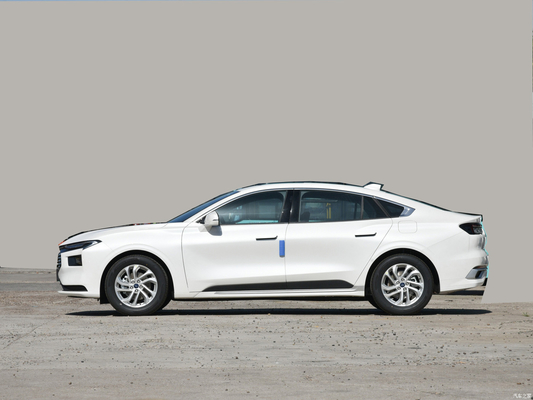 Ar condicionado automático Ford Mondeo 2023 ECO Boost 180 Shuya Sedan Automóvel a gasolina Euro VI