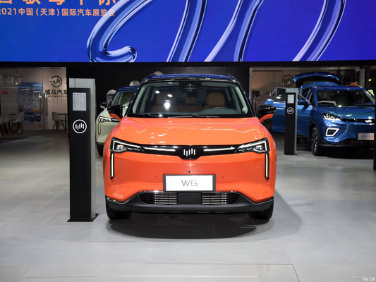 Energia Weima Weltmeister W6 Carro elétrico com 160KM / h velocidade máxima e 160KW de potência do motor