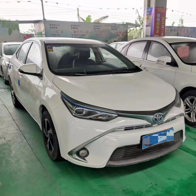 Veículos híbridos modelo 1.8L 2017 Toyota Corolla Levin E-CVT Transmissão Carros usados