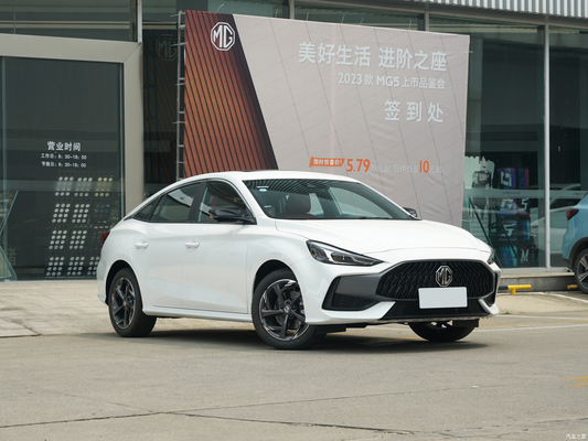 Ar condicionado automático Mg5 2023 300TGI DCT carro-chefe 4 portas 5 lugares sedã com velocidade máxima de 200 KM / h