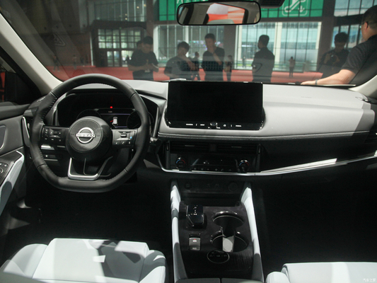 Combustível híbrido Nissan X-trail E-power 2023 Carro Gasolina Acionamento Elétrico Dual Motor 4x4 ABS SUV