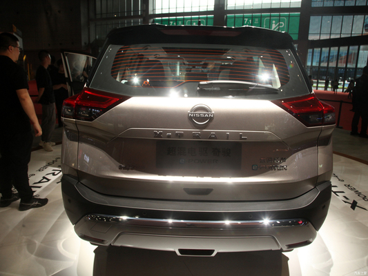 Combustível híbrido Nissan X-trail E-power 2023 Carro Gasolina Acionamento Elétrico Dual Motor 4x4 ABS SUV