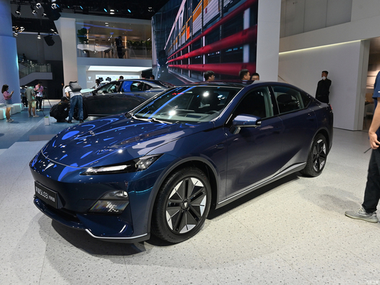 2023 Shenlan SL03 Carro Elétrico 515KM 5 portas 5 lugares Sedan com 190KW Total Potência do Motor