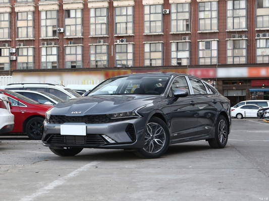 Suspensão dianteira Macpherson apresentado em 2021 Kia K5 270T CWD Fashion Version Sedan