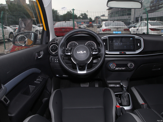 2021 Kia Yi Run 1.4L CVT Sunroof Pequeno SUV com Radar traseiro 2 e 15°-20° Grand Clearance