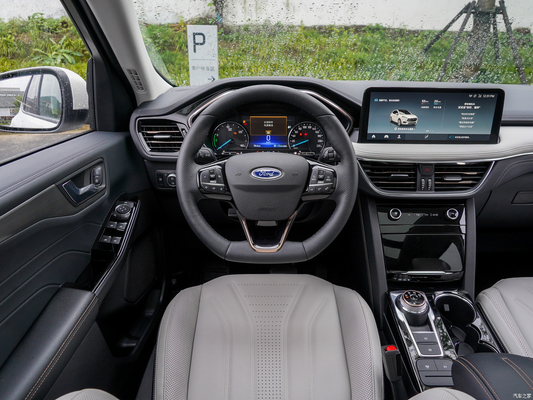 Ford Escape Energy EV PH Plug-in Hybrid 5 portas 5 lugares 125KW Potência total do motor Perfeito