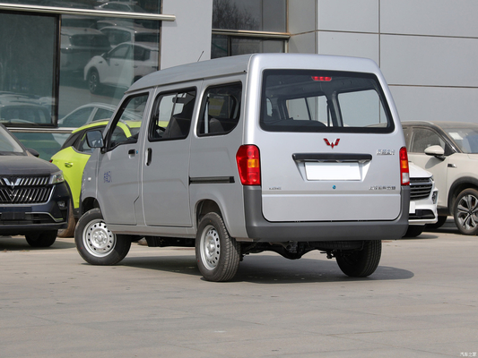 75KW Potência total do motor 2023 Wuling VAN Van à esquerda com 5 assentos e porta deslizante lateral