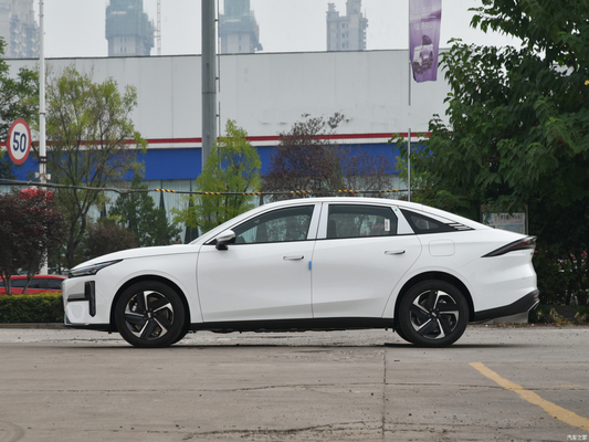 Geely Galaxy L6 2023 60km Hybrid PLUS Sedan Como imagem 1.5T Carro elétrico para CLTC 60k