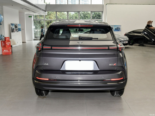 Veículo energético NETA X 400 Veículo elétrico com autonomia elétrica de 401 km e velocidade máxima de 150 KM/h