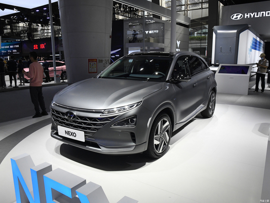 Left Drive 2023 Hyundai Nexo Pure Electric SUV com 550KM de alcance e 120KW de potência do motor