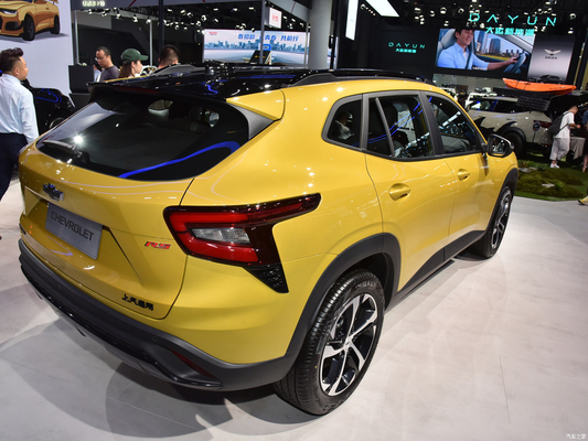 135KW Direção esquerda Chevroletseeker SUV compacto 1.5T CVT RS Honeycomb Carro a gasolina Made