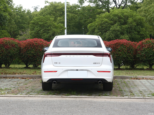 2022 Bestune B70 PentiumB70 1.5T Automático Enjoyment Hatchback Um nível de desempenho