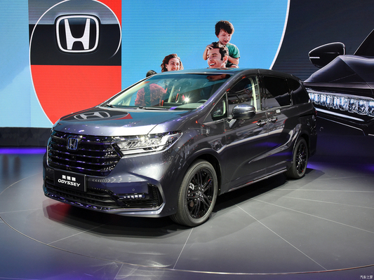 Janela dianteira elétrica e sistema de entretenimento do carro 2024 Honda Odyssey 2.0 Rui Enjoy Edition SUV de 5 portas e 7 lugares