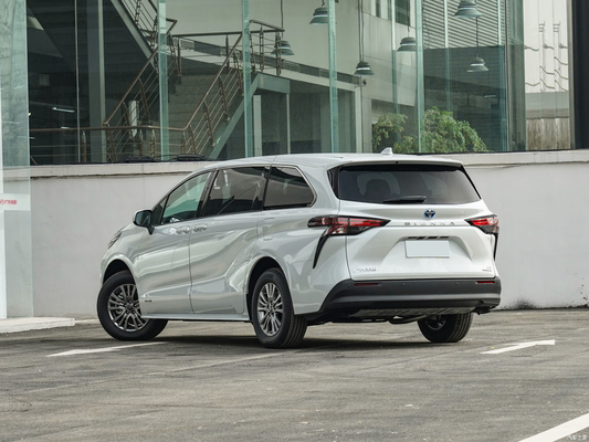 2022 1.5L Versão limpa 4 portas 5 lugares Sedan híbrido veículo a gasolina com touch screen
