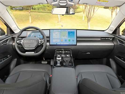 Wuling Xingguang 2023 150 Advanced Hybrid Sedan 4 portas 5 lugares 105KM Pure Electric alcance