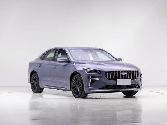 Geely Preface L 1.5TD Hybrid Luxury Sedan com 4 mudanças para a frente e dianteiro 1 traseiro 1 Radar
