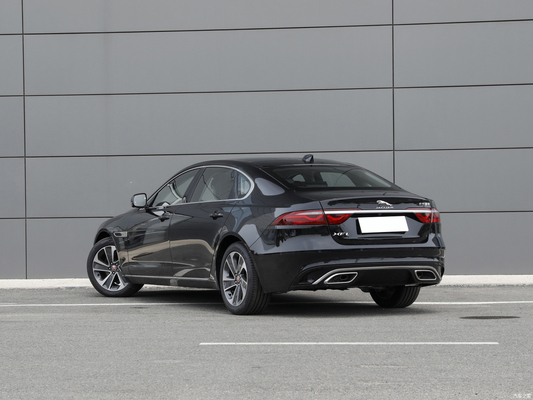 Corpo integral Jaguar XFL 2.0T 2000Ps Carro a gasolina 2WD Sedan 2WD Elite Edição de Luxo