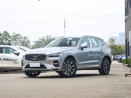 2024 Volvo XC60 B5 48V Light Hybrid 4WD SUV de luxo de tamanho médio com 5 assentos e 6 airbags