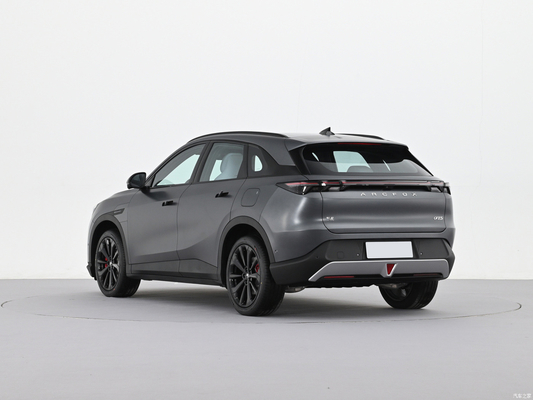 Poderoso ARCFOX Alpha T5 MAX SUV elétrico puro com alcance de 660KM e 200KW de potência do motor