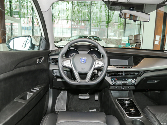 145KM/h Velocidade máxima Changan Eado EV460 Bateria de Lítio Ferro Fosfato Veículo elétrico