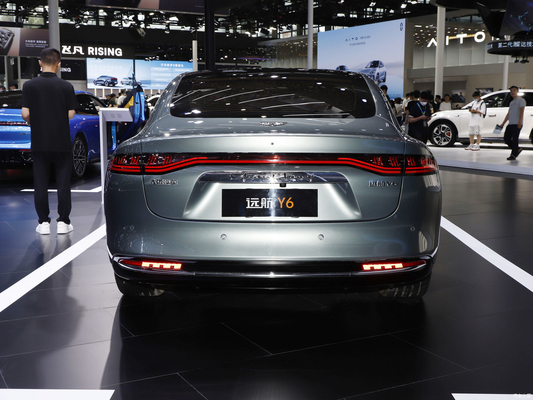 Carro elétrico puro Yuanhang Y6 2023 de alta velocidade com 1020 km de autonomia e 205 km/h de velocidade máxima