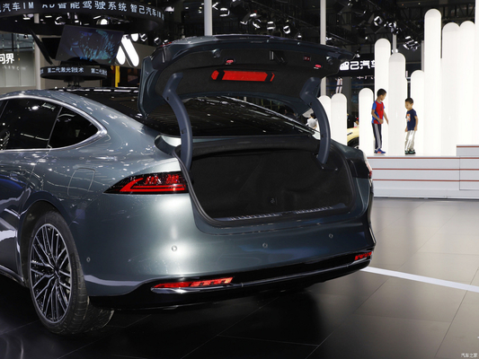 Carro elétrico puro Yuanhang Y6 2023 de alta velocidade com 1020 km de autonomia e 205 km/h de velocidade máxima