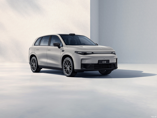 2024 SUV elétrico puro com 530 km de alcance e velocidade máxima de 170 km / h do Leapmotors C10