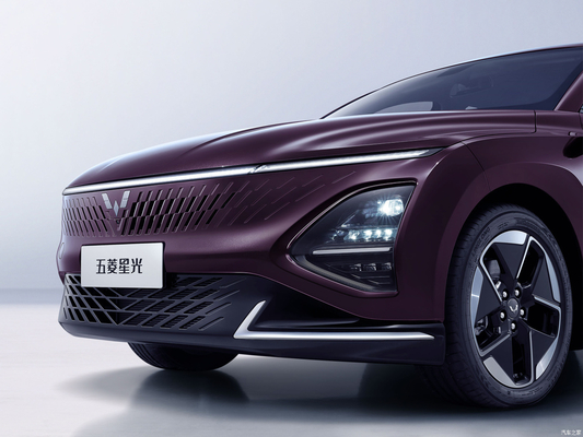 Melhor Escolha 2023 Wuling Starlight Hybrid Electric Sedan 4 Portas 5 Assentos Monomotor