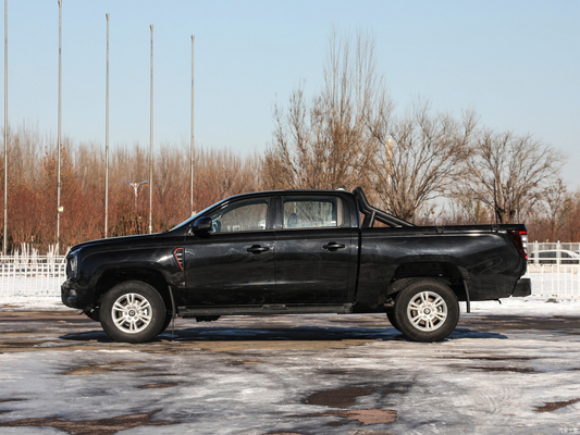 2024 SINOTRUK 2.0T Automático Diesel 4WD Long-Axis Luxury Pickup Truck para Direção Esquerda
