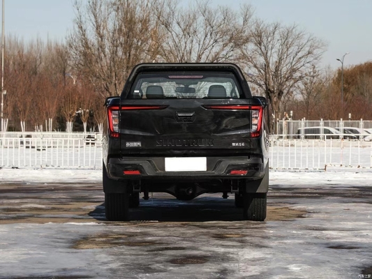 2024 SINOTRUK 2.0T Automático Diesel 4WD Long-Axis Luxury Pickup Truck para Direção Esquerda