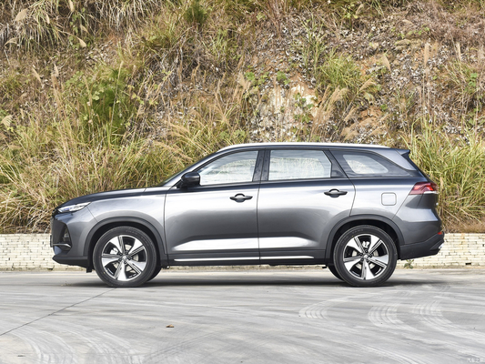 2024 Changan X7 Plus Carro a gasolina de 7 lugares com 1.5T Automático Velocidade máxima de 190 KM/h