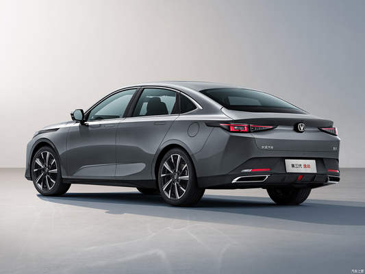 Changan Eado 2024 1.5T GDI Automático Carro de gasolina acessível 4 portas 5 lugares