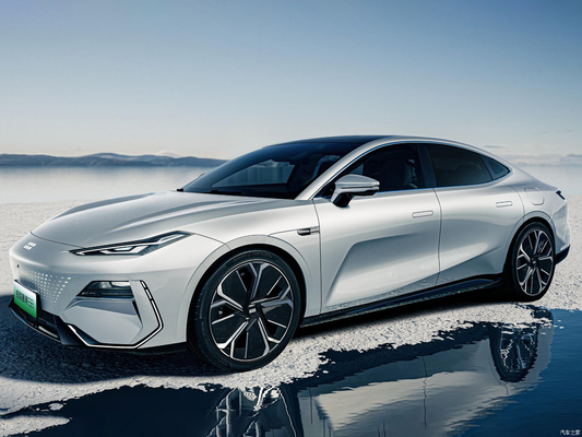 200KW Motor único 2024 Geely Galaxy Yinhe E8 665km Starship Voyage Edição Veículo Energético