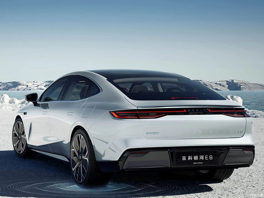 200KW Motor único 2024 Geely Galaxy Yinhe E8 665km Starship Voyage Edição Veículo Energético