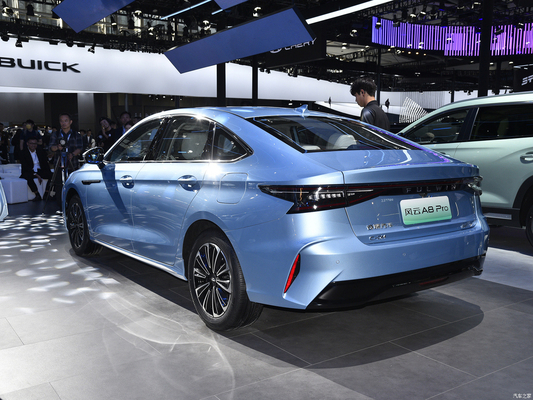 2024 Chery Fengyun A8 127 Yufeng Edição Plug-in Hybrid Car 127km Pure Electric Range