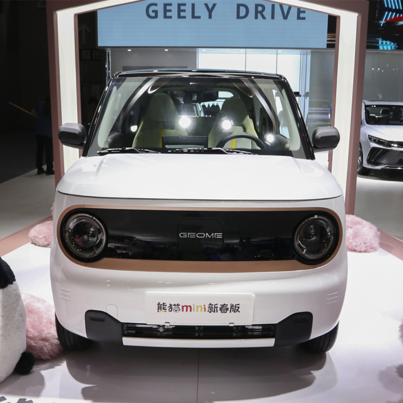 Pronto para embarque 2022 Geely Panda Mini EV 4 lugares Carro elétrico puro 120km / 200km alcance
