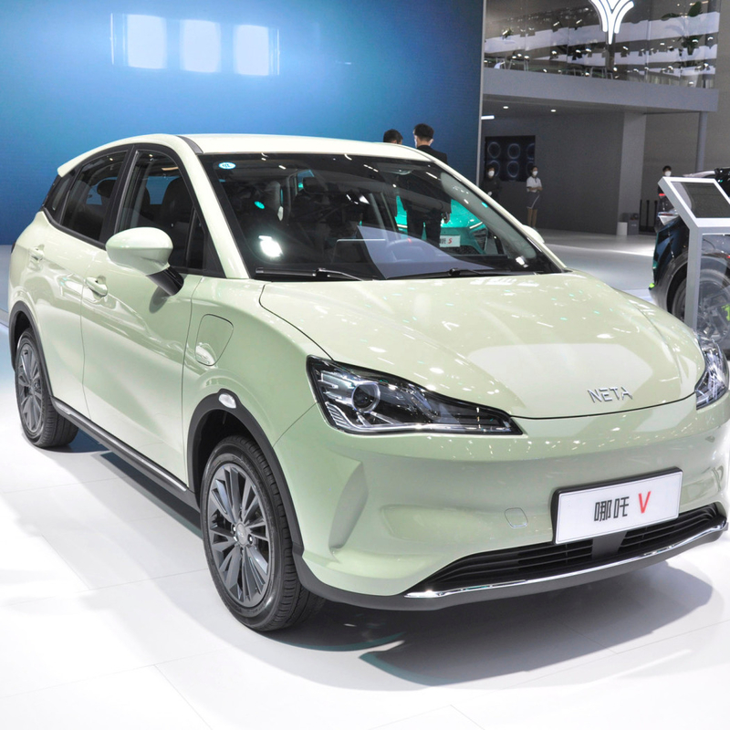 Elegante carro elétrico Neta V EV Modelo 2022 com potência total do motor kW ≤50kW e como figura